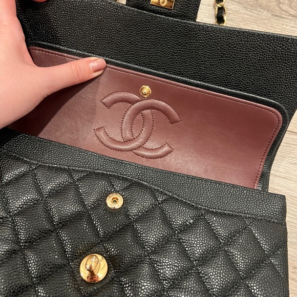 Black Caviar Leather Quilted Classic Flap Medium Shoulder Bag with Gold Accents - Picture 7 of 14